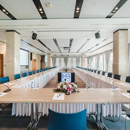 Hotel Budva Μπούντβα