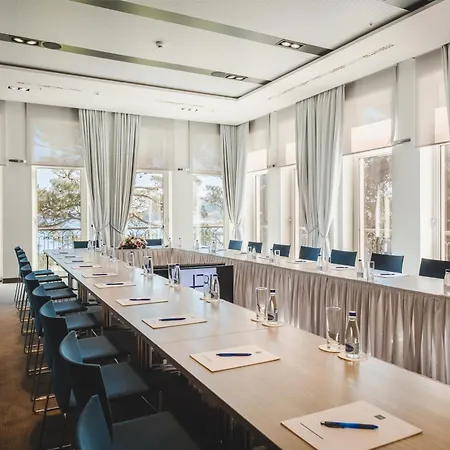 Hotel Budva Ξενοδοχείο 5*
